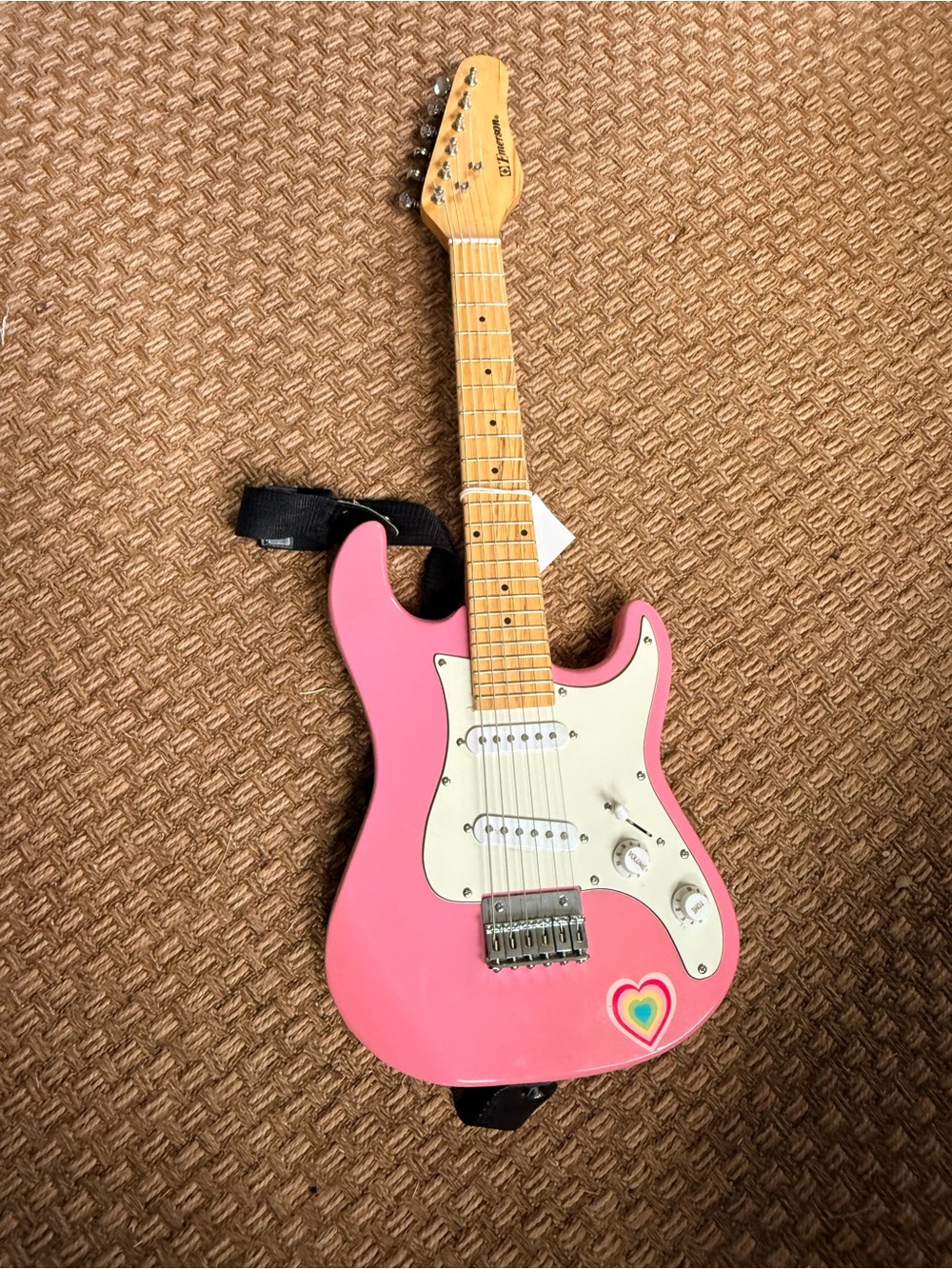 Emerson Stratos 31” 3/4 scale electric guitar with Maple Neck
